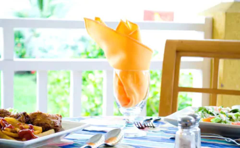 Golden Sands Hotel كرايست تشيرش المظهر الخارجي الصورة