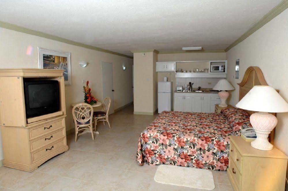 Golden Sands Hotel كرايست تشيرش المظهر الخارجي الصورة